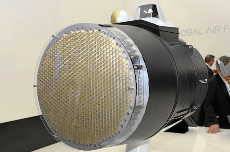 Zoom sur le radar à antenne active, la nouvelle vue perçante des Rafale