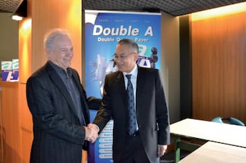 Municipales : M. le Maire, sauveur de la papeterie