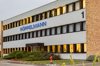 «Nous ne sommes que trois en Europe à maîtriser ces technologies» : le plasturgiste Pöppelmann investit 10 millions d’euros pour fabriquer des pièces automobiles plus légères