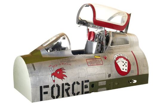 Cockpit F-84F