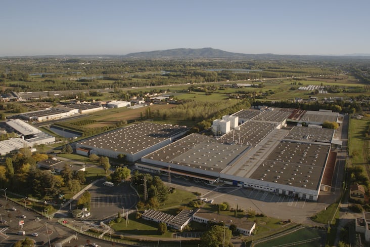 Bayer invierte 30 millones de euros en Villefranche-sur-Saône para enfrentar a China